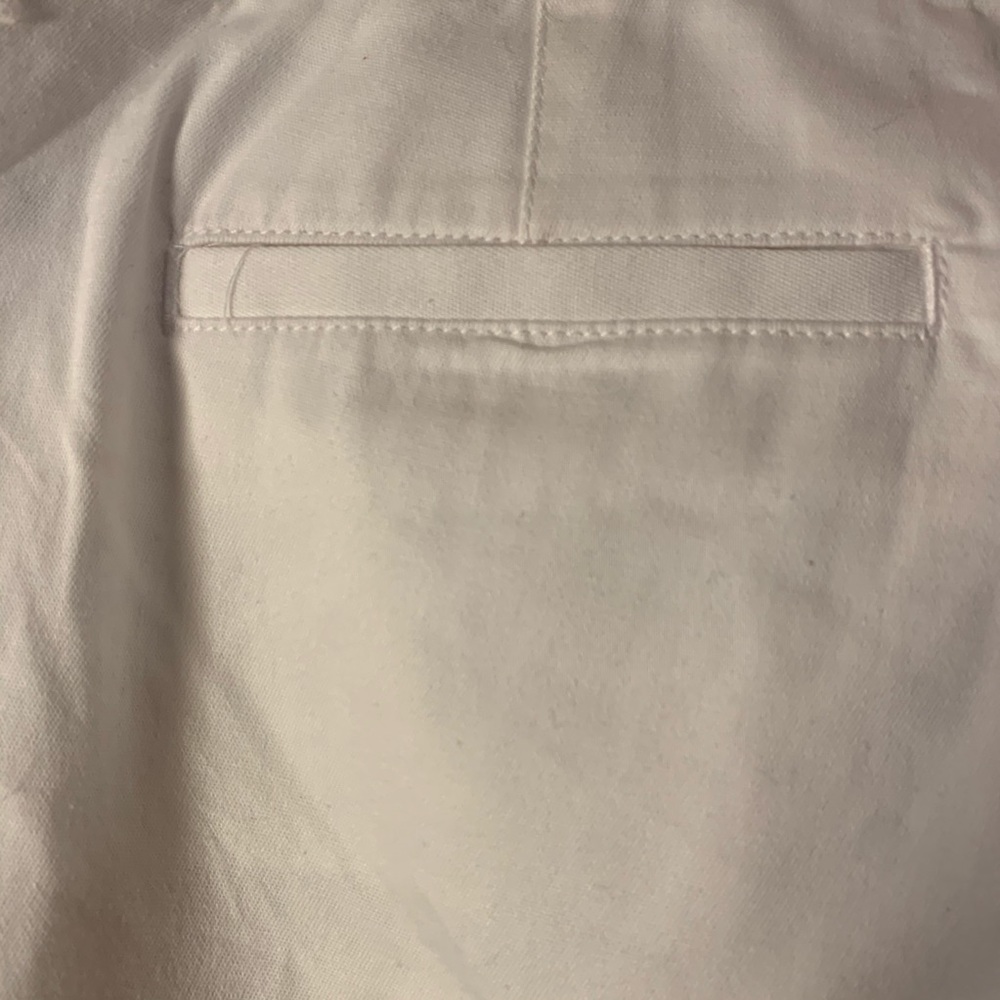 Bermuda Mid Rise Shorts - Picture 4 of 4